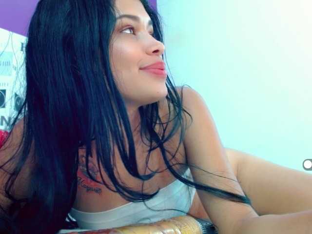 Broadcast screenshots AlexaSmitthh