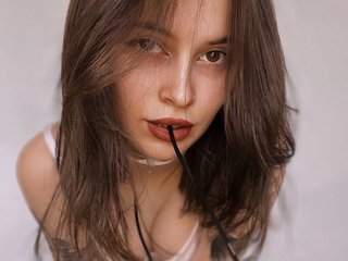 Erotic video chat AliceMonta