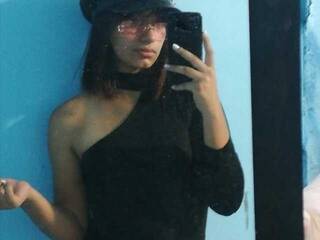 Erotic video chat AliceEvanxs