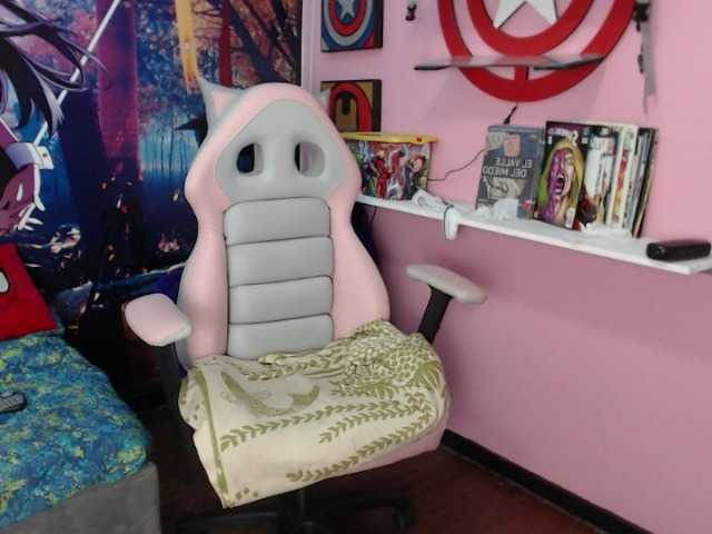 Broadcast screenshots alicemoreti