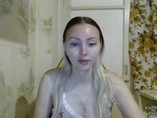 Erotic video chat AliceSmiles