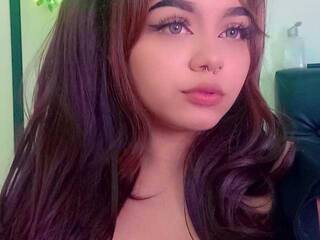 Erotic video chat Alicia-uwu