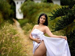 Erotic video chat AliciaGolman