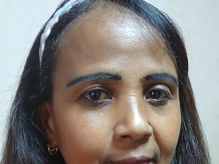 Erotic video chat LAYANe
