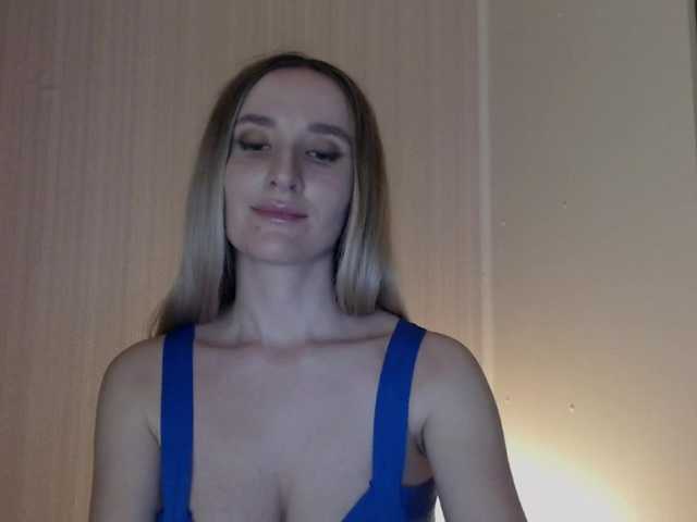 Photos Alina-Lovely Hey I am Alina!Lovense on,works from 10 tk. c2c 40 tk . Clic love