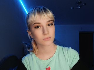 Erotic video chat Alina225
