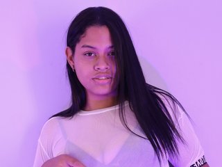 Erotic video chat AlinaColeens