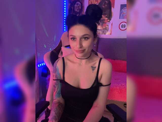 Photos AlinaFox1 Hello ♥ put a heart games with pussy only in Privat, private less than 5 minutes ban !!!