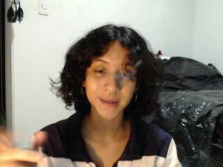 Erotic video chat AlinaWoolf