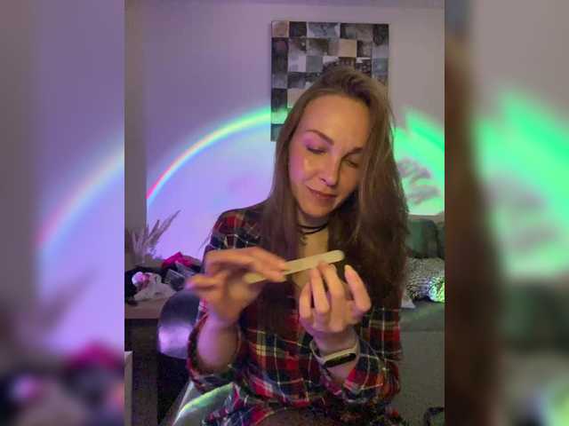 Broadcast screenshots Alisasqrl