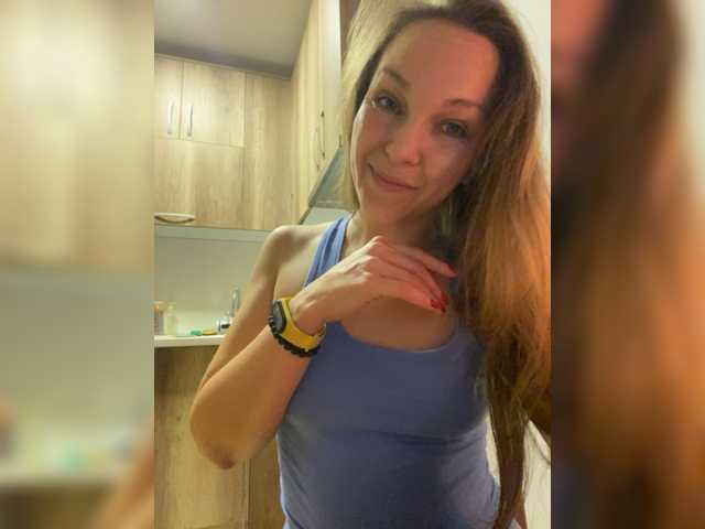 Broadcast screenshots Alisasqrl