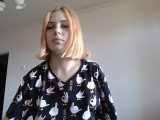 Erotic video chat AlisMoona