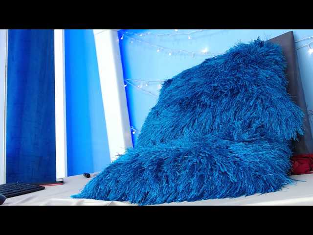 Broadcast screenshots alison-rouse