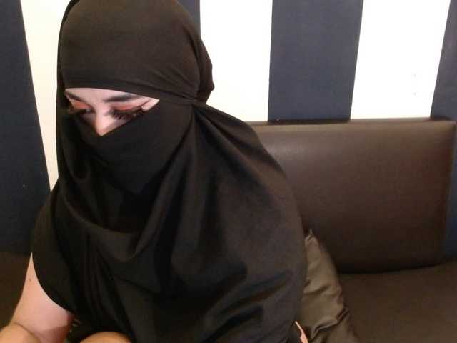 Broadcast screenshots AlisonParcker