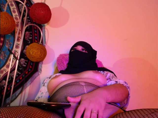 Broadcast screenshots AlisonParcker