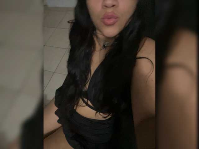 Broadcast screenshots AlisonParcker