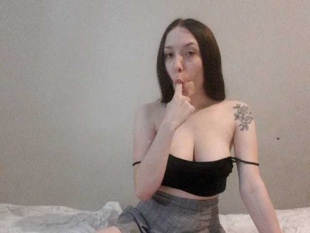 Broadcast screenshots Alisska