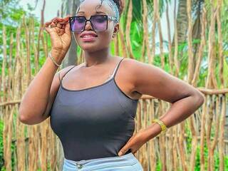 Erotic video chat Alliciete