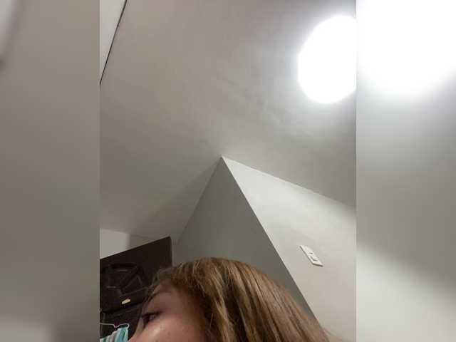 Broadcast screenshots Alliyah69
