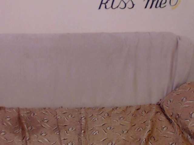 Broadcast screenshots AllysonMoon