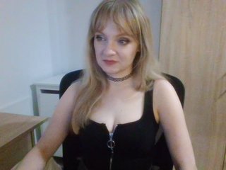Erotic video chat AlmaNatural