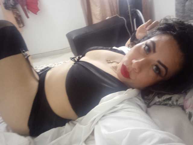 Photo of the profile alondrahot82