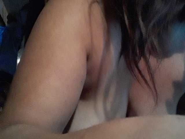 Broadcast screenshots amandaplays
