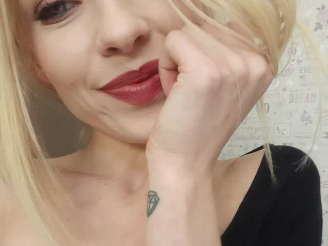 Photo of the profile AmazingEy3sx