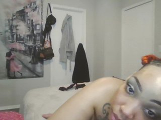 Erotic video chat AmazingRedd