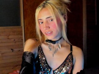 Erotic video chat ambermine