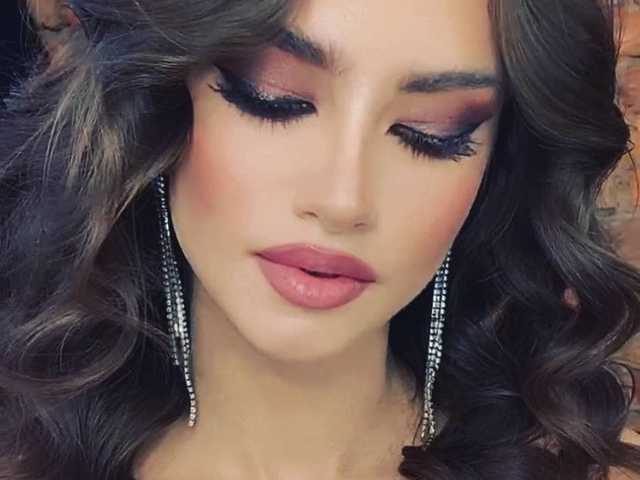 Photo of the profile Eva_Lovia