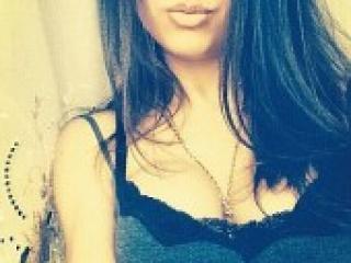 Erotic video chat amelygirl