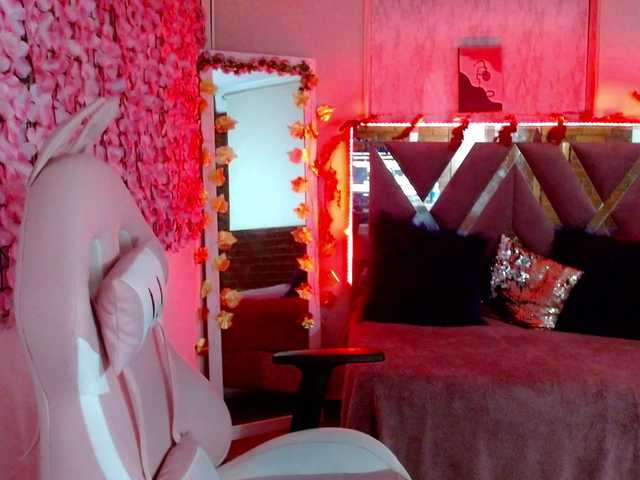 Broadcast screenshots amonet-tay