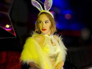 Erotic video chat Amozon-fox