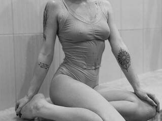 Erotic video chat amssor