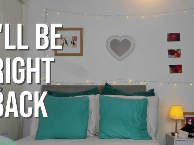 Broadcast screenshots amy-baez