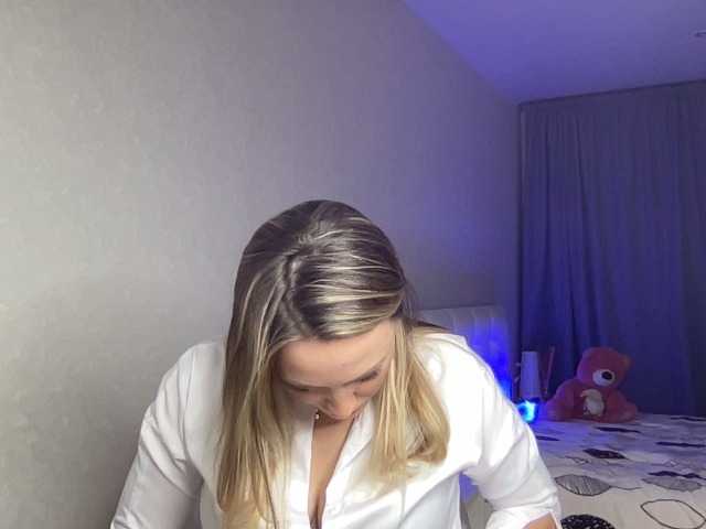 Broadcast screenshots AmyAirKiss