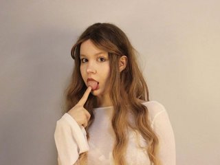 Erotic video chat AmyHoneey