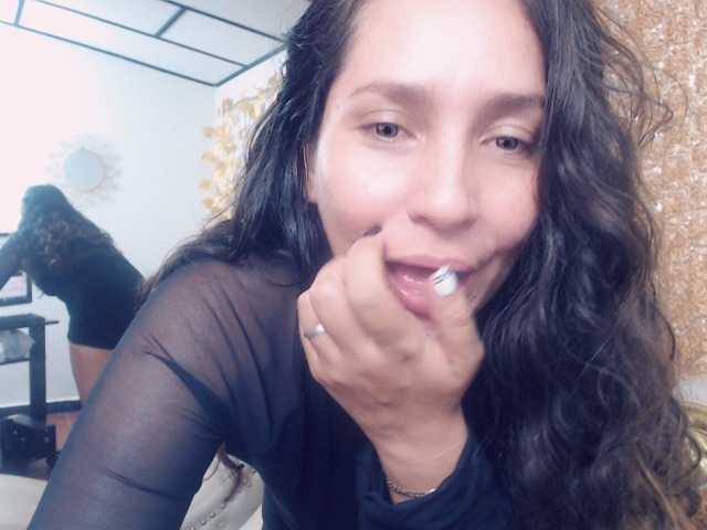 Broadcast screenshots amymarcesexy