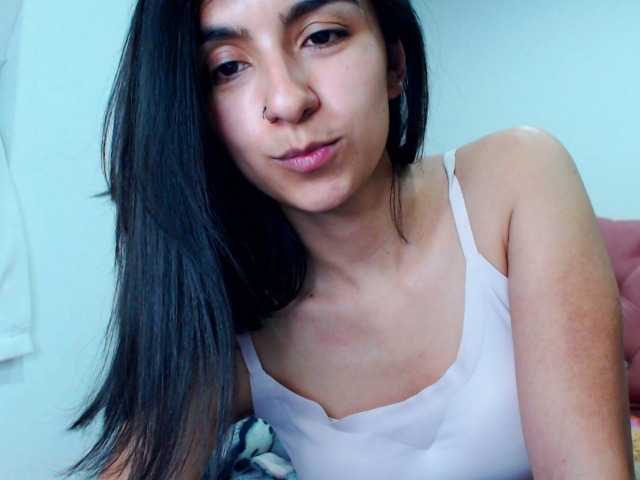 Broadcast screenshots AnahiBrowns