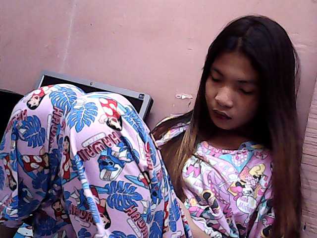 Broadcast screenshots andreashowcum