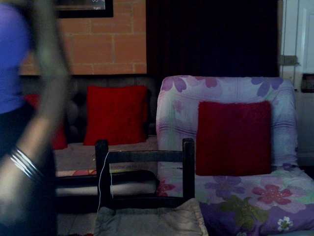 Broadcast screenshots Angelaebony