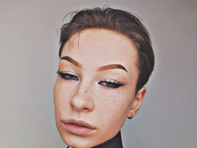 Photo of the profile Angelaluxy