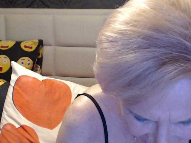 Broadcast screenshots ANGELGRANNY