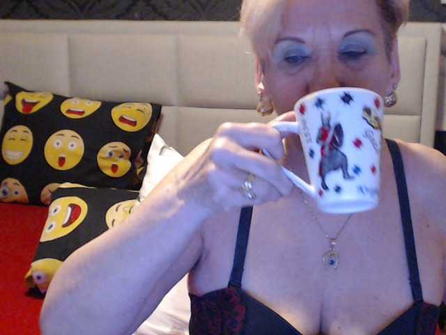 Broadcast screenshots ANGELGRANNY
