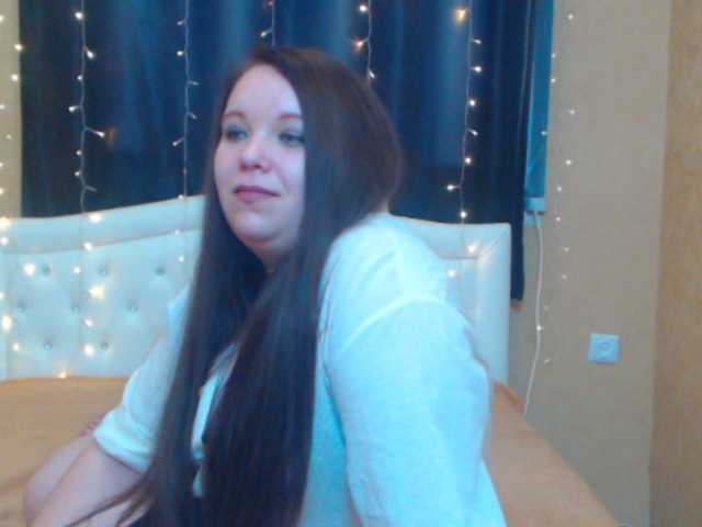 Broadcast screenshots Angelina-Li