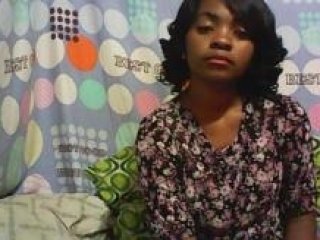 Photo of the profile Angelinah75