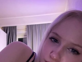 Erotic video chat angelmee