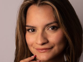 Erotic video chat Angie-Pirs