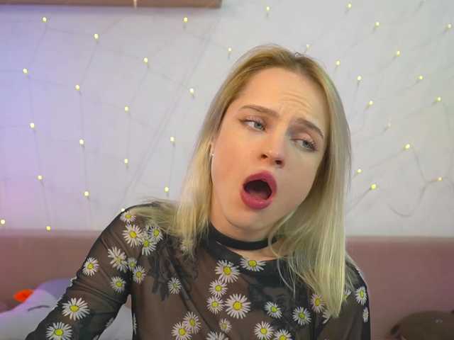 Broadcast screenshots AngieNatasha054